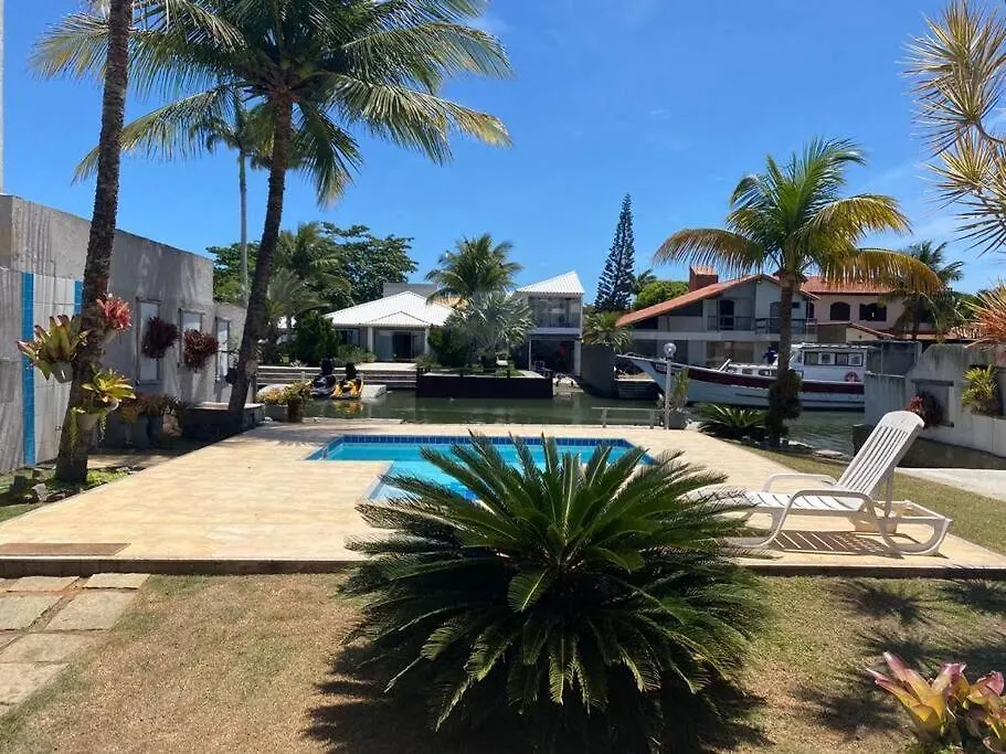 Holiday home Cabo Frio, Luxuosa Casa No Canal Da Ogiva